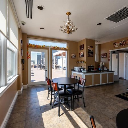 Gaslamp Plaza Suites Сан-Диего Экстерьер фото