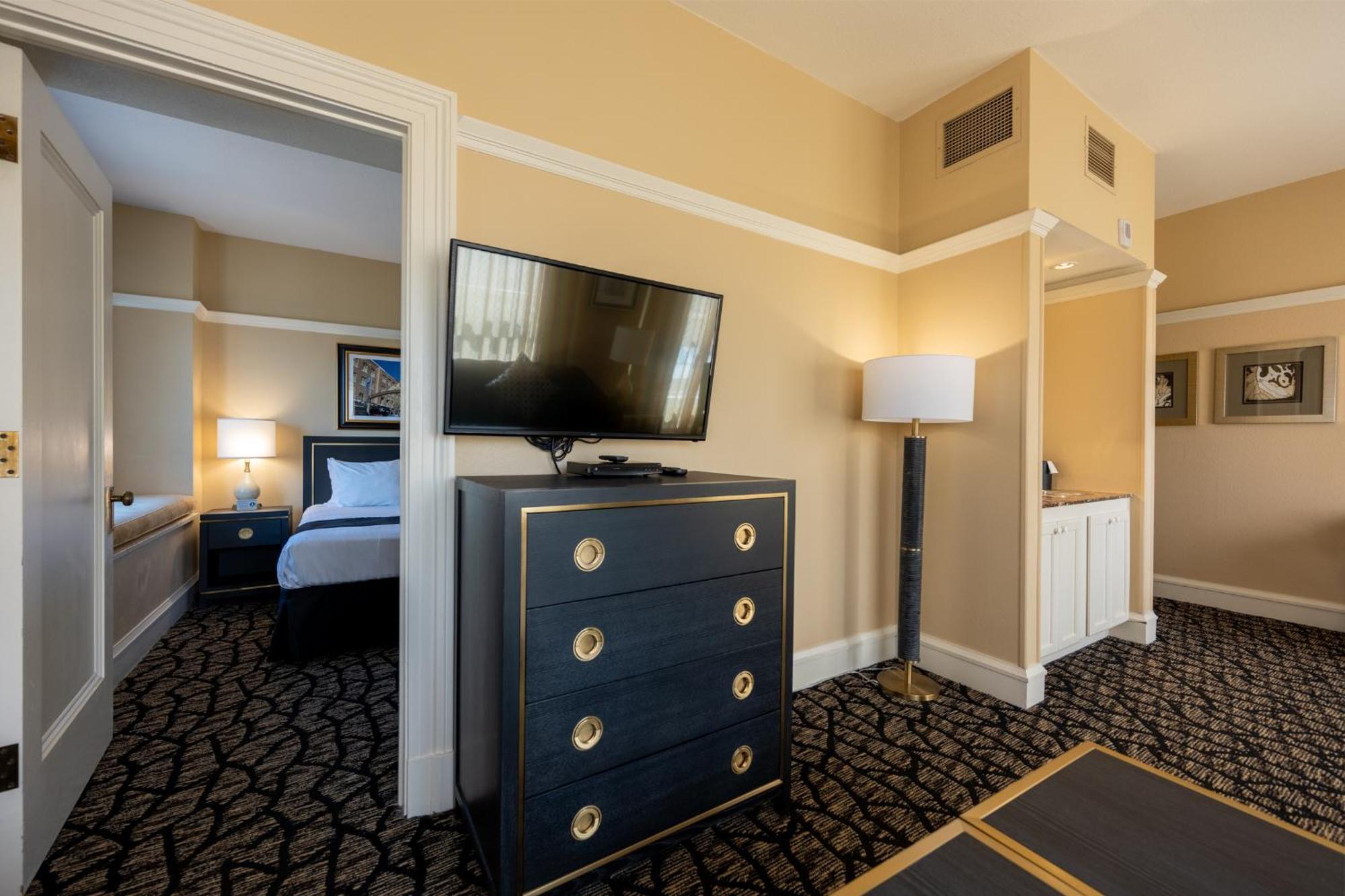 Gaslamp Plaza Suites Сан-Диего Экстерьер фото
