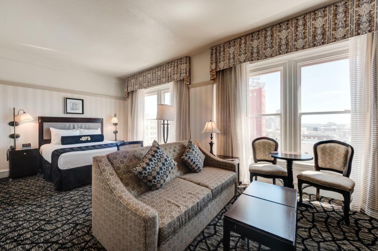 Gaslamp Plaza Suites Сан-Диего Экстерьер фото