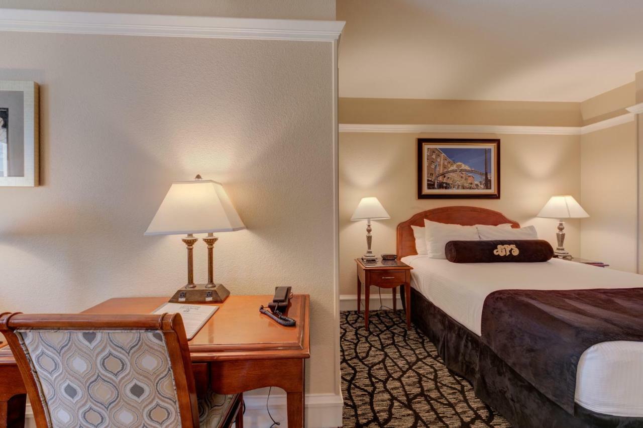 Gaslamp Plaza Suites Сан-Диего Экстерьер фото